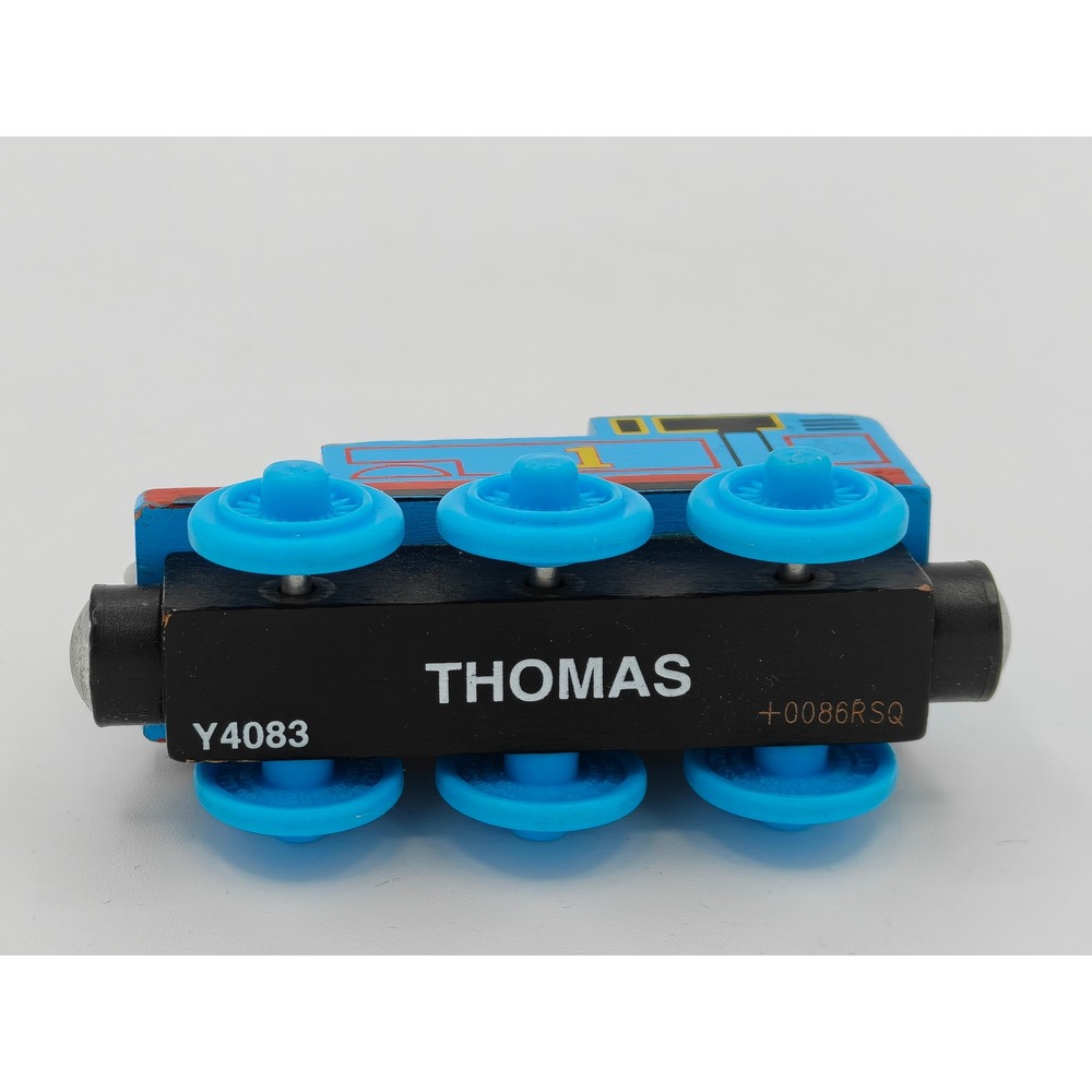 Thomas & Friends Wooden Railway Thomas the Tank Engine Blue Train Y4083 2012 - Picture 5 of 5